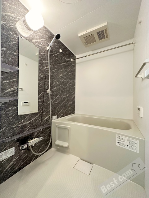 バス・シャワールーム　追い焚き付で寒い日も温まります♪