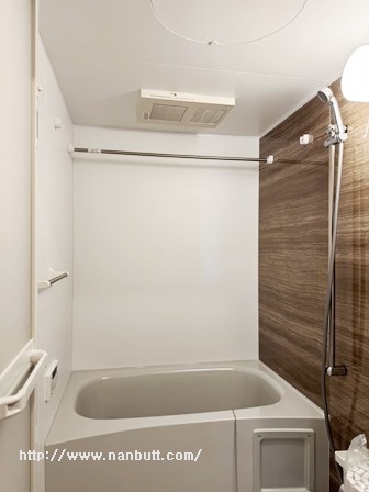 バス・シャワールーム　浴室乾燥機付きバス