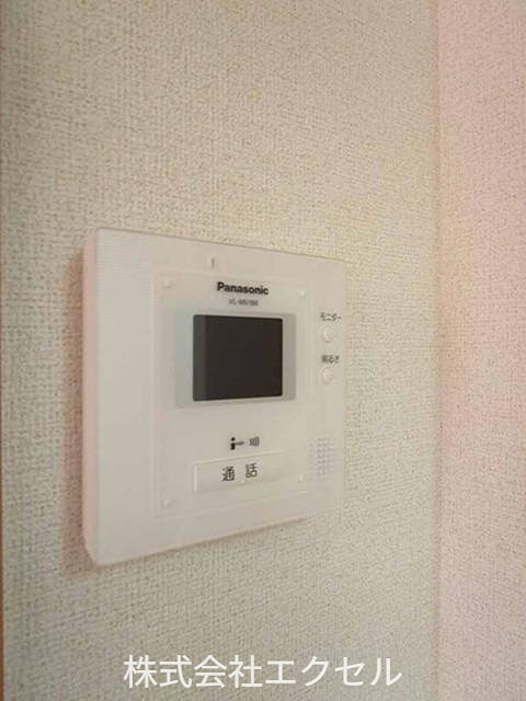 セキュリティ　モニター付きインターホンです。