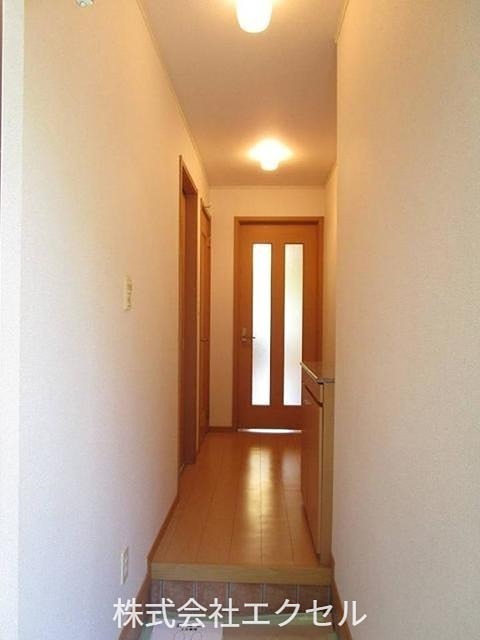 玄関　シューズボックス完備です。