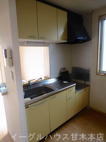 キッチン　人気のカウンターキッチンです