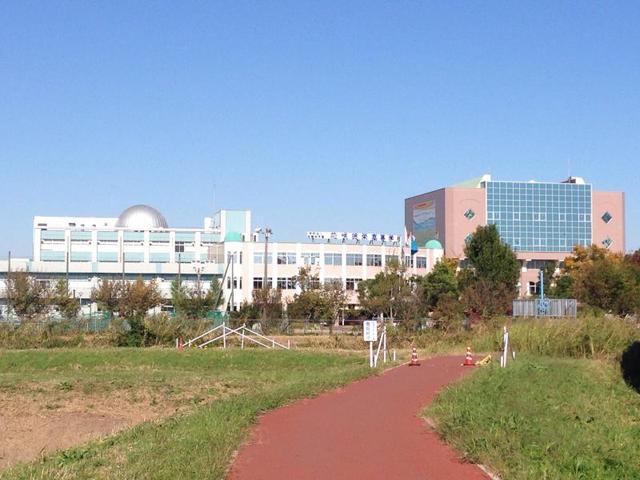 高校・高専　私立花咲徳栄高校（高校・高専）まで646m