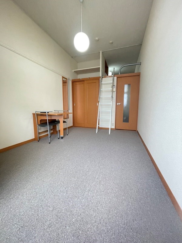 居室・リビング　リビング