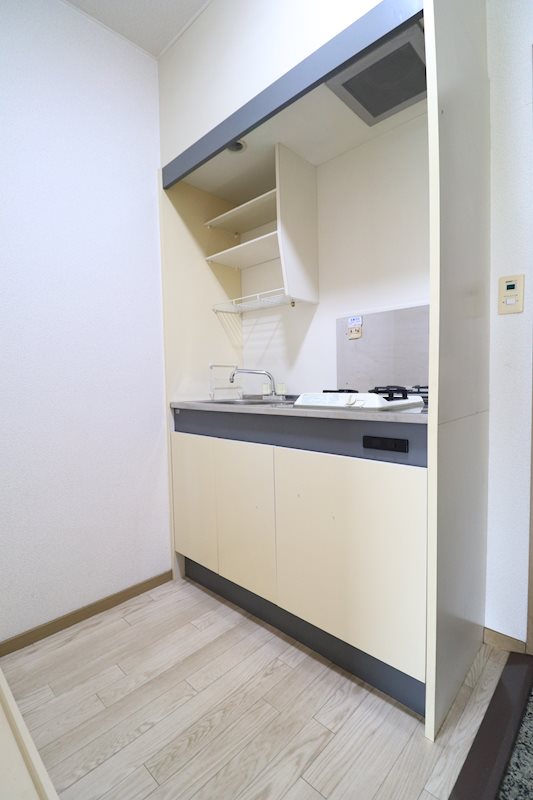 キッチン　同間取り102号室です。