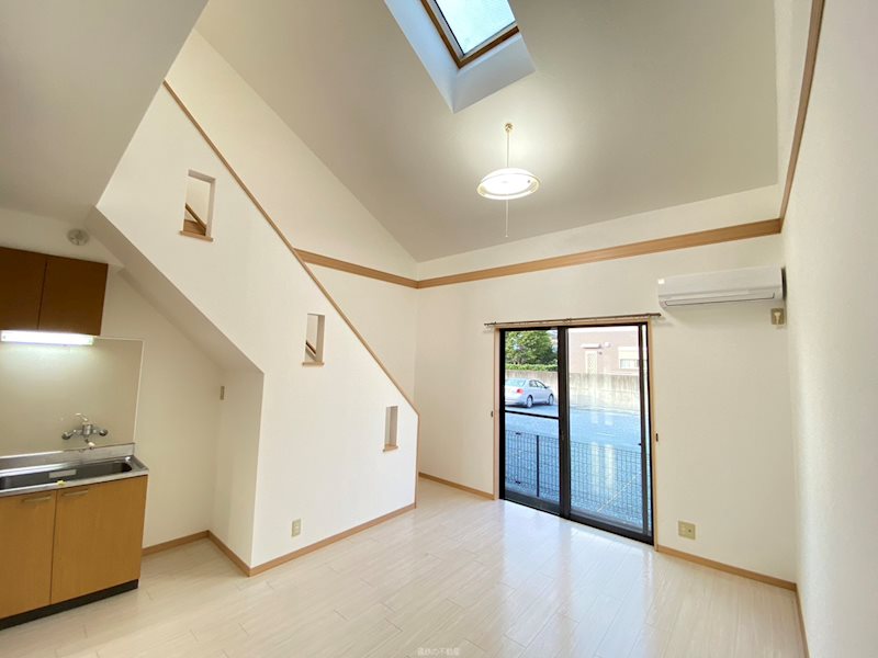 居室・リビング　※他部屋参照・現況優先