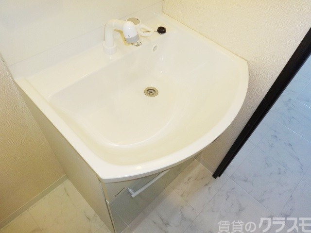 洗面設備　洗面所も広くて快適です◎