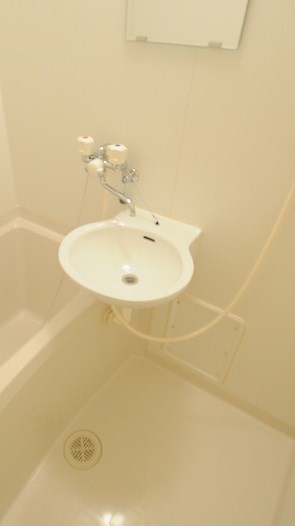 バス・シャワールーム　現状優先