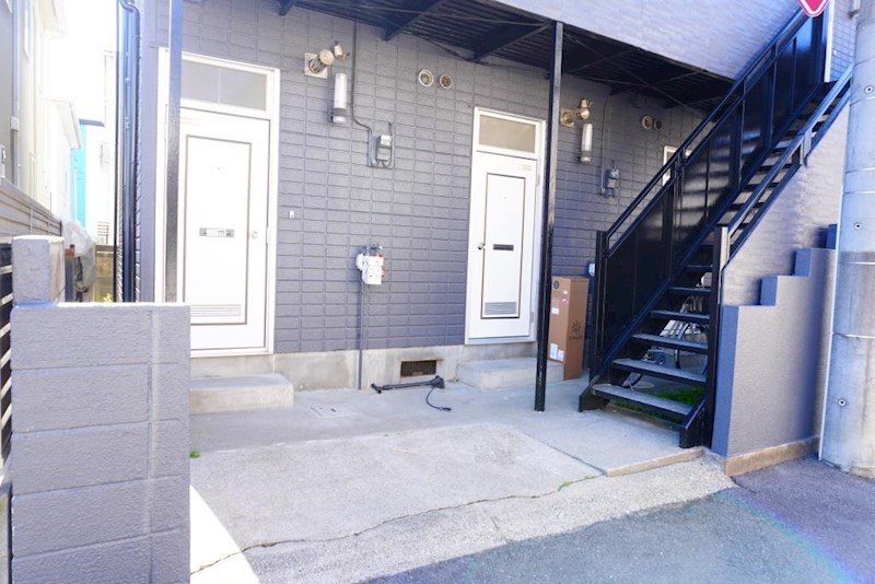 エントランス　建物入口