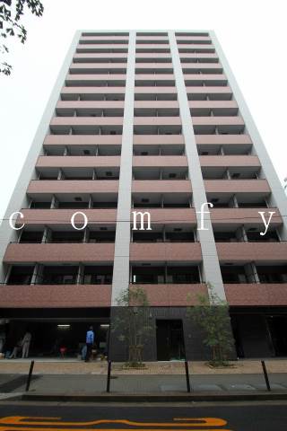 建物外観　２０１４年８月竣工