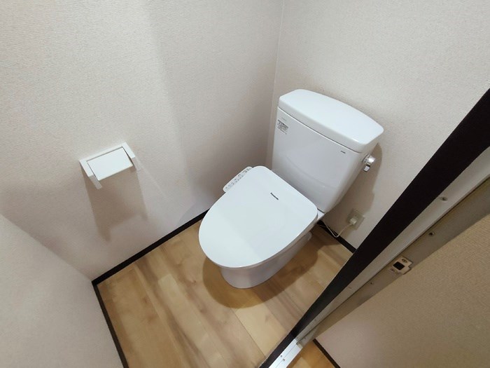 トイレ　新品交換済です。