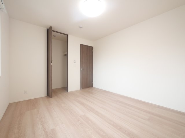 その他部屋・スペース　ゆったりした洋室です