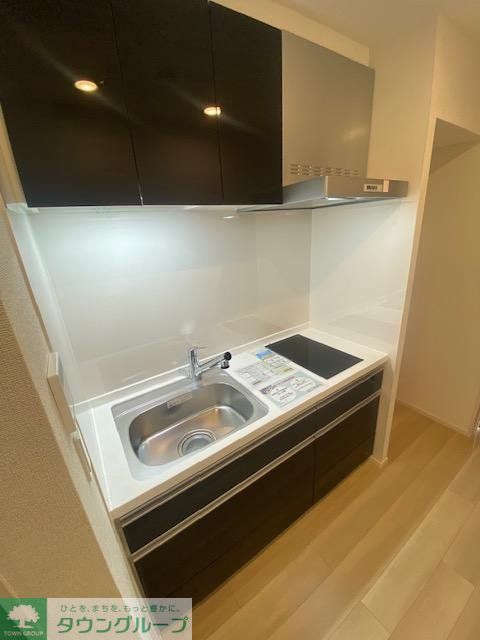 キッチン　玄関