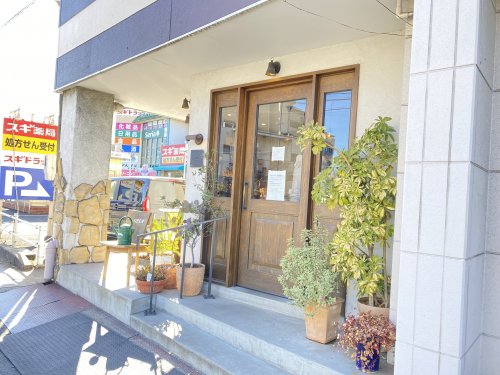 飲食店　ココンキューブ（飲食店）まで1402m