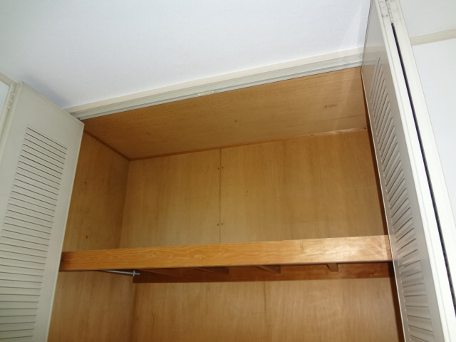 収納　上部収納