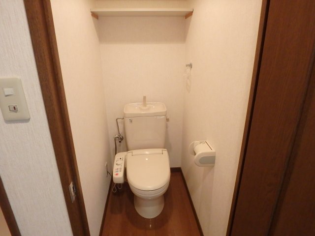 トイレ　シンプルで使いやすいトイレです