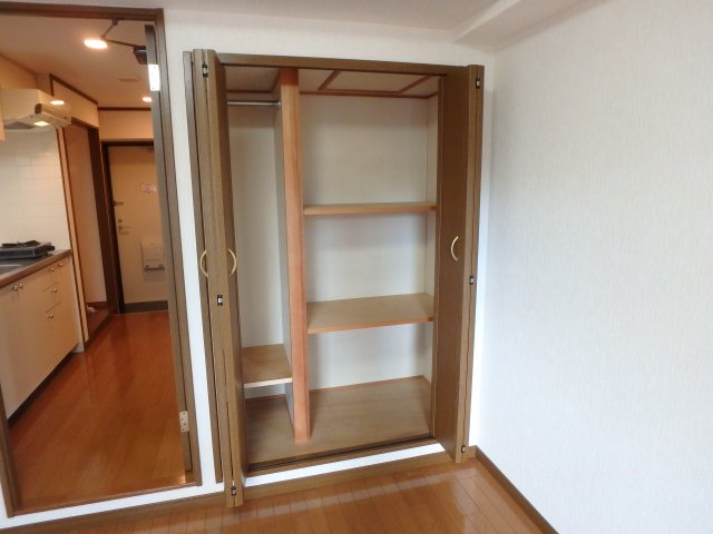 収納　十分な収納スペースがあります