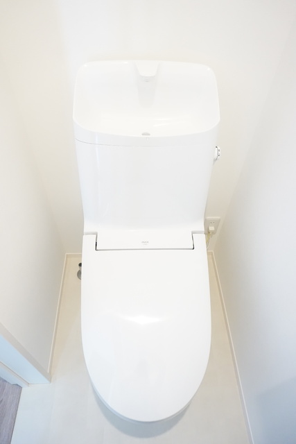 トイレ　洗浄便座