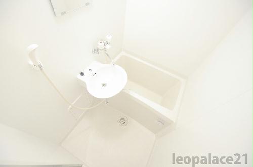 バス・シャワールーム　バス・トイレ別