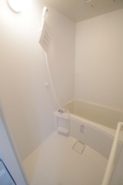 バス・シャワールーム　★諸条件の相談、ご案内は中央林間店まで★