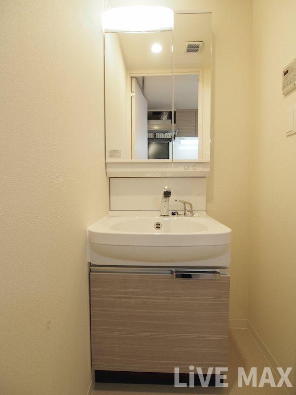 洗面設備　同施工会社の同仕様写真です。