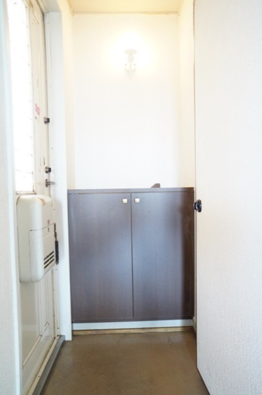 玄関　図面と現状に相違がある場合には現状を優先