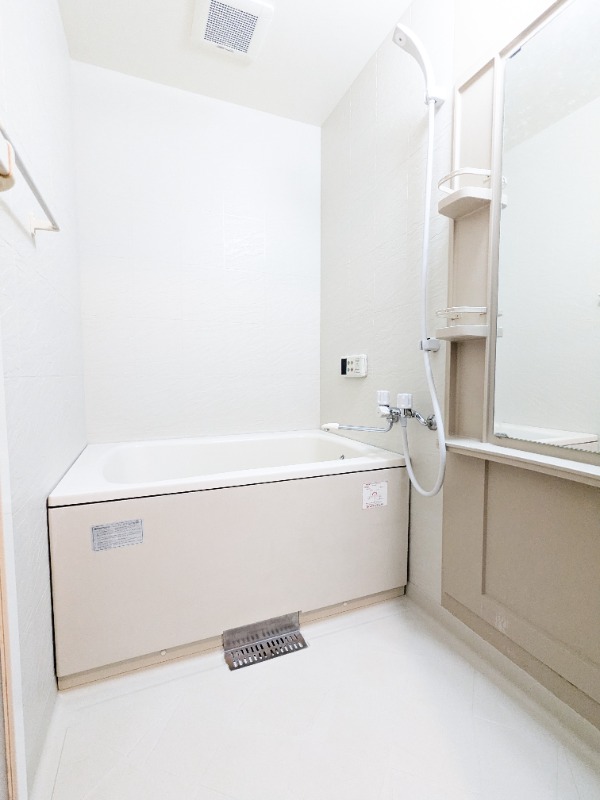 バス・シャワールーム　図面と現状に相違がある場合には現状を優先