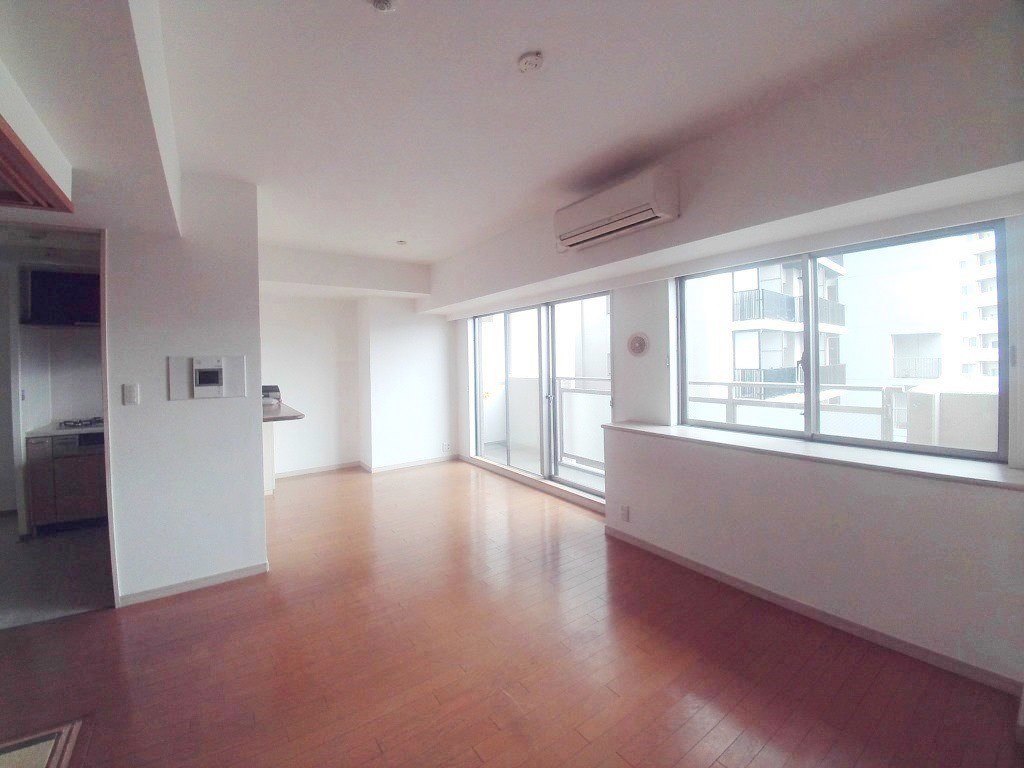 居室・リビング　※同物件別住戸の写真を参考に掲載しております。