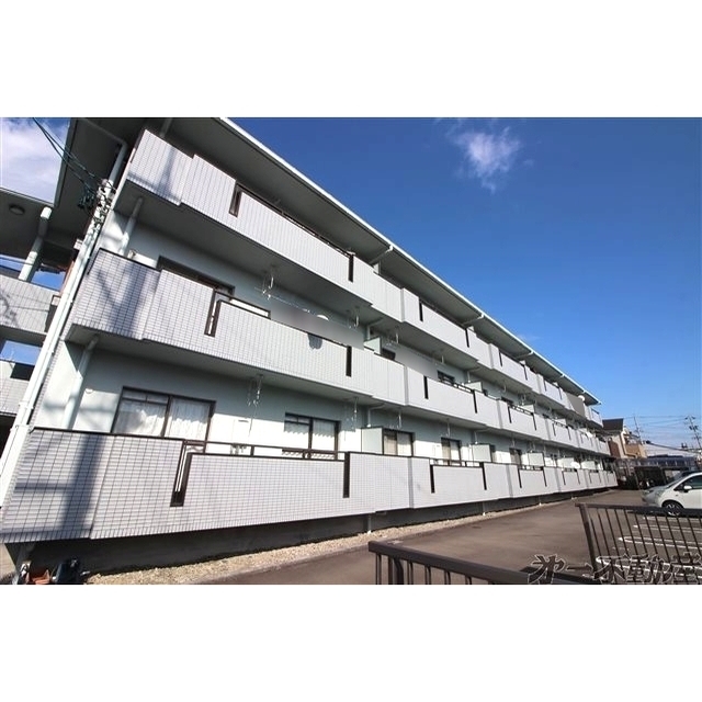 エントランス　建物外観