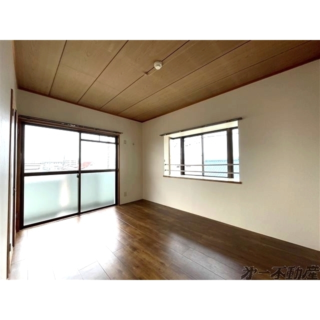 居室・リビング　洋室