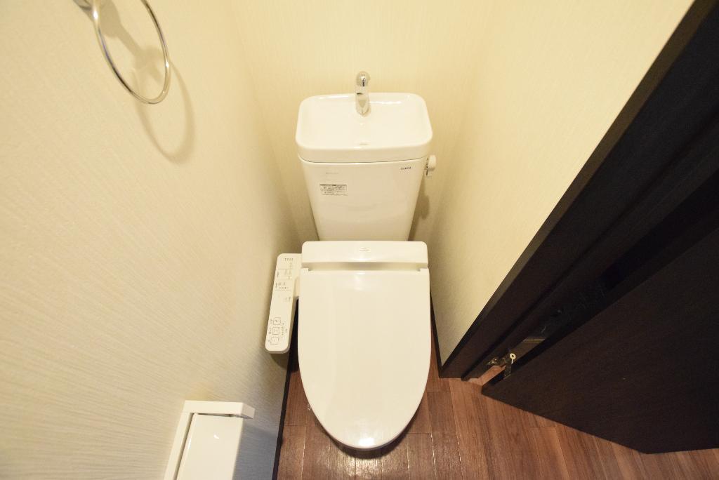 トイレ　シャワー付トイレ