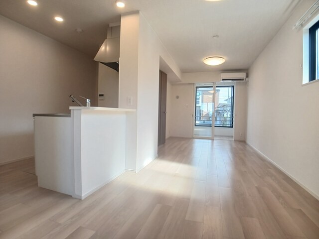 居室・リビング　※同シリーズのお部屋の写真です。