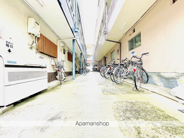 ロビー　ロビー