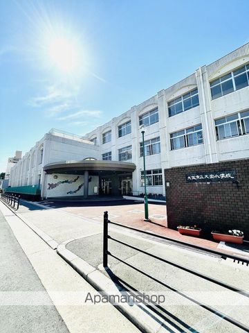 小学校　大宮小学校（小学校）まで711m