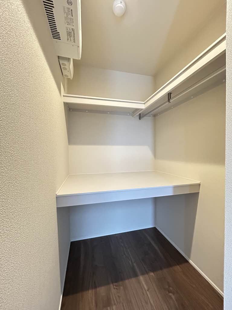 収納　ウォークイン収納