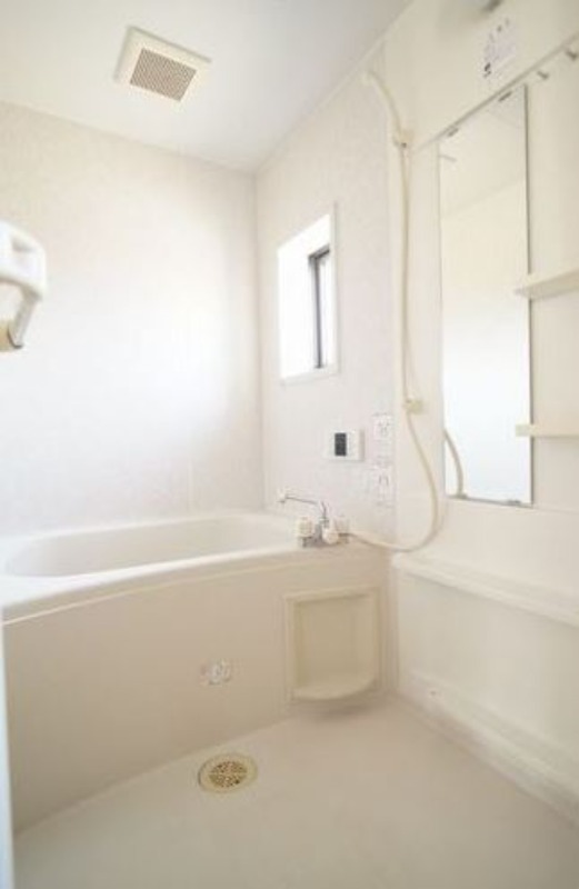 バス・シャワールーム　図面と現状に相違がある場合には現状を優先