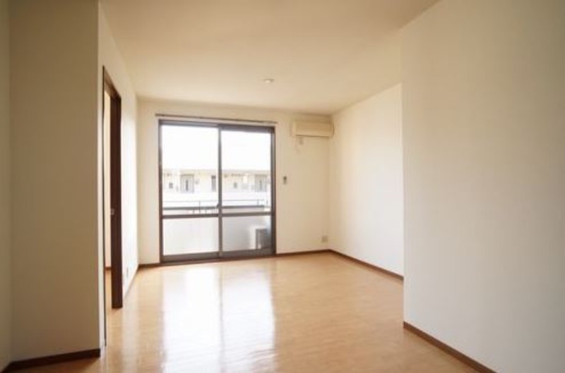 居室・リビング　図面と現状に相違がある場合には現状を優先