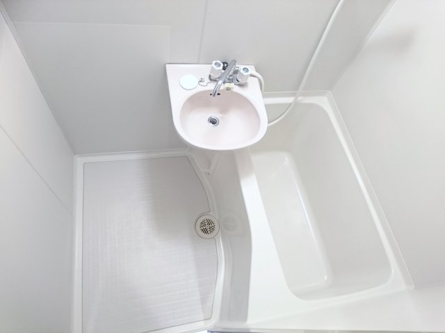 バス・シャワールーム　ゆったり過ごせるお風呂です
