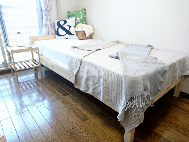 その他　ベッド備え付きです。