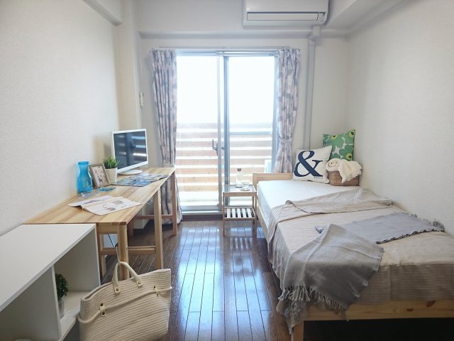 居室・リビング　広すぎず狭すぎずで一人暮らしにピッタリ 【モデルルーム】