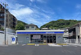 コンビニ　ローソン 神戸須磨寺町四丁目店（コンビニ）まで1048m