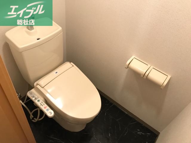 トイレ　シャワー付トイレ