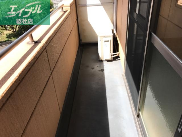 バルコニー　ベランダ