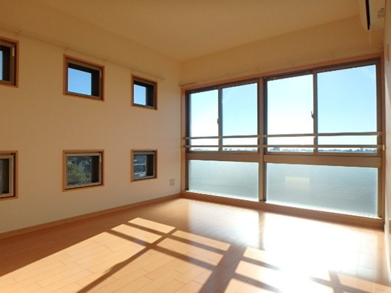 居室・リビング　図面と現状に相違がある場合には現状を優先