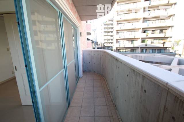 バルコニー　ベランダ