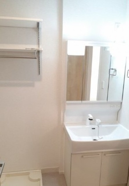 洗面設備　同仕様