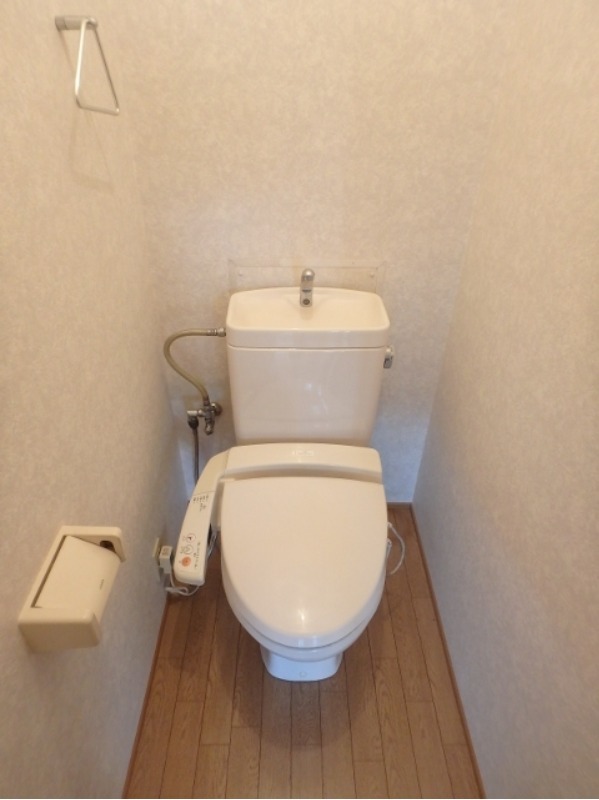 トイレ　図面と現状に相違がある場合には現状を優先