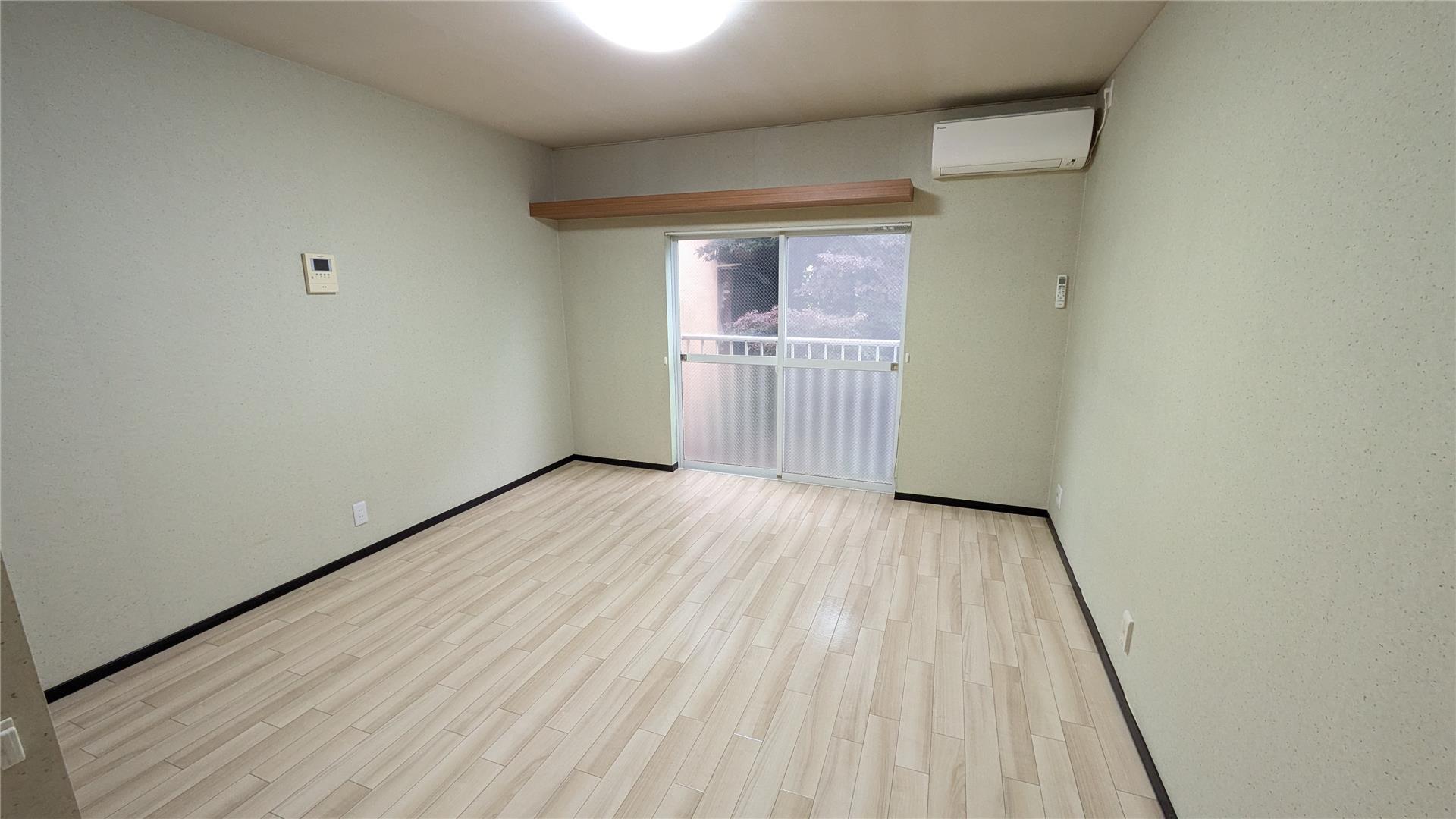 居室・リビング　居室