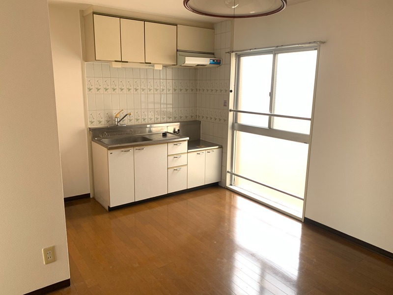 キッチン　写真は別号室のものです