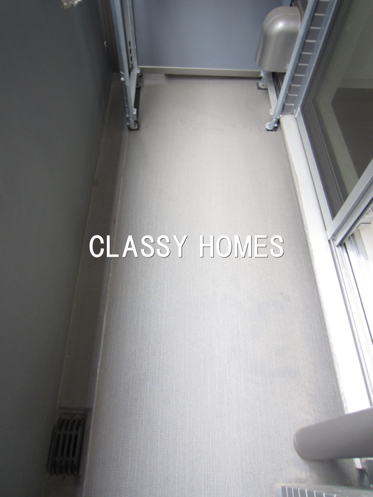 バルコニー　2012年竣工　分譲マンション：バルコニー