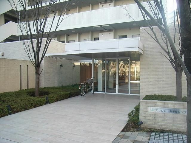 エントランス　オートロック対応エントランス